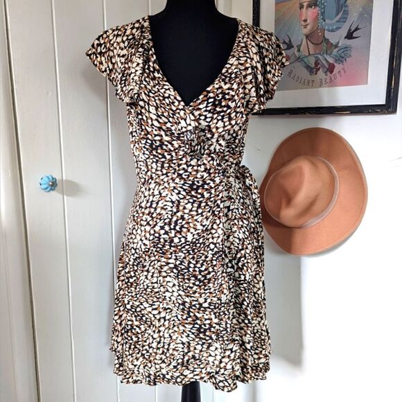Free People Tie-Waist Wrap Dress S Coquette Girl Mobwife Boho Chic Animal Print - Picture 3 of 13